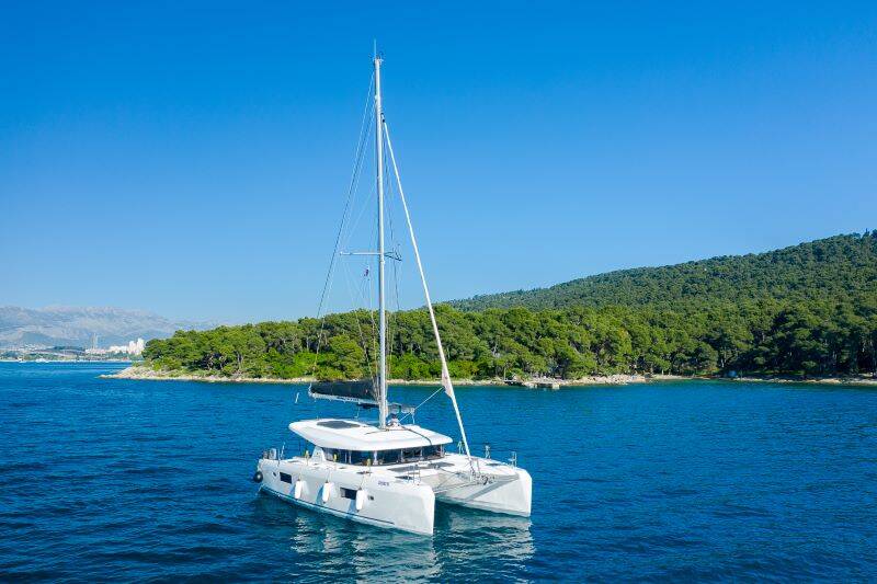 Lagoon 42 Brattia