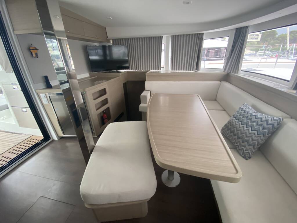 Lagoon 42 Brunhilde