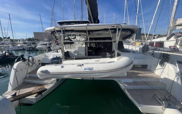 Lagoon 42 Adventure