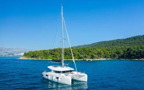 Lagoon 42 Ladesta