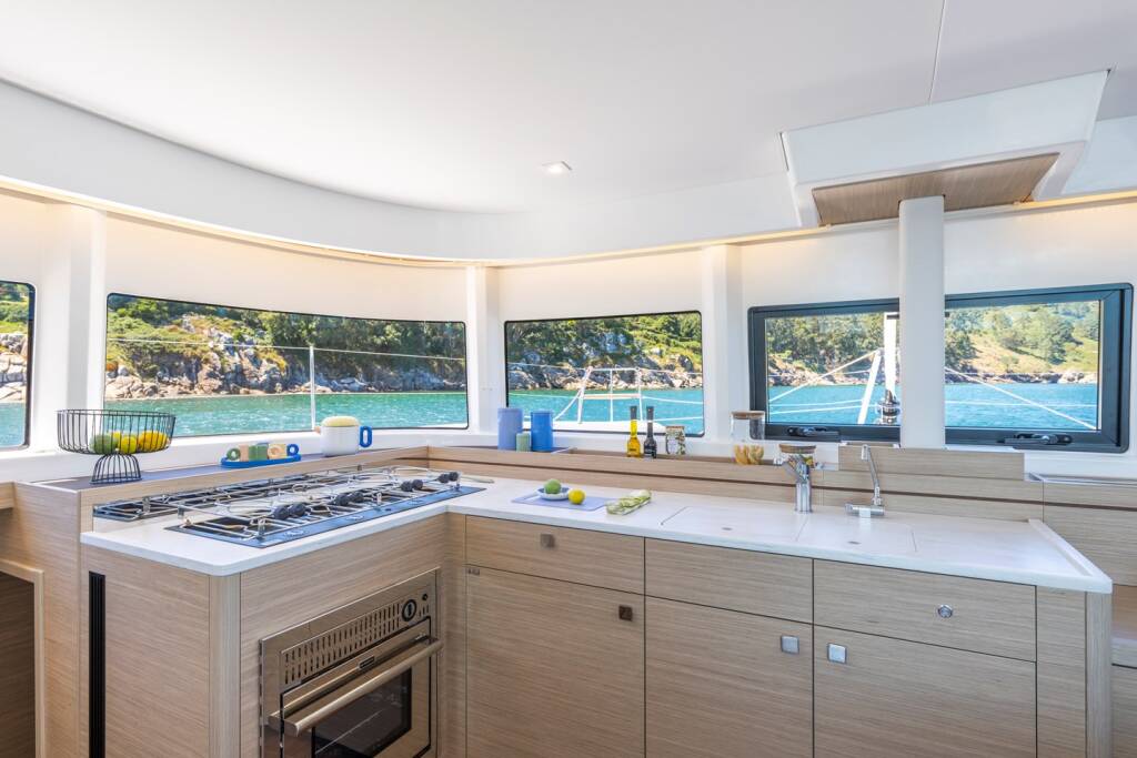 Lagoon 43 Epic Life