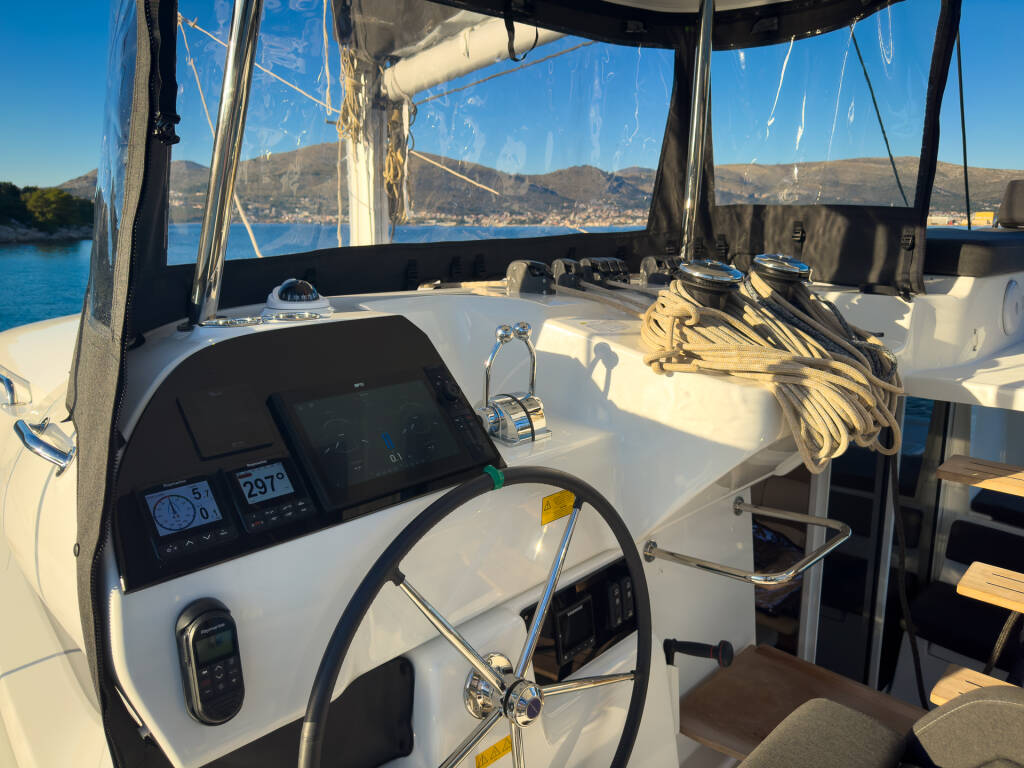Lagoon 43 Happiness