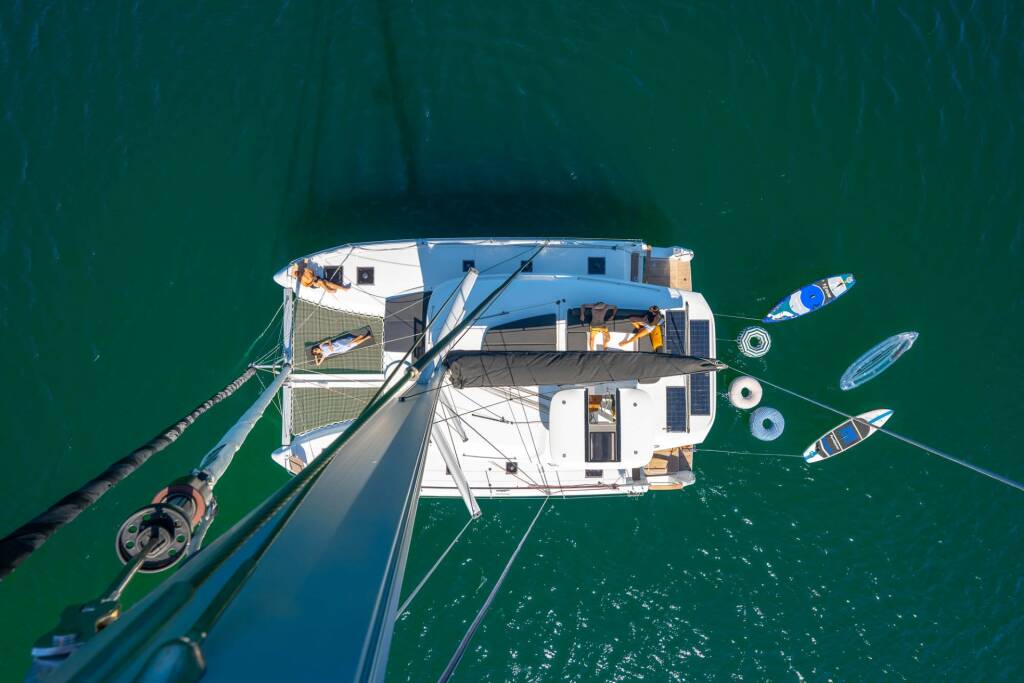 Lagoon 43 Ema