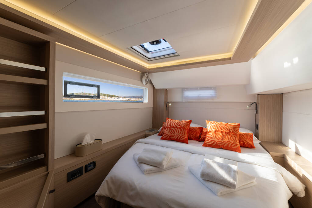 Lagoon 46 Aura