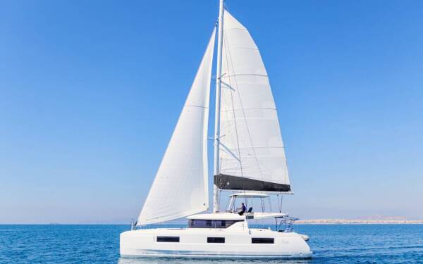 Lagoon 46 Iris