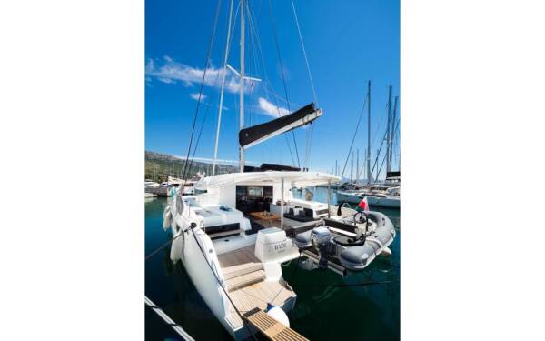 Lagoon 50 Badi