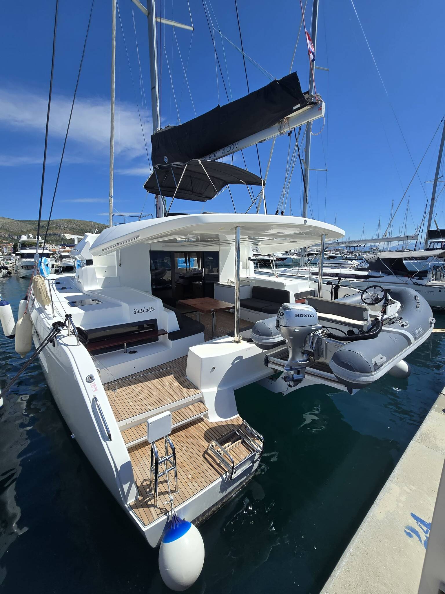Lagoon 50 Sail La Vie
