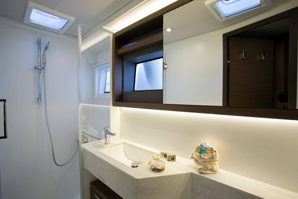 Lagoon 50 Sail La Vie