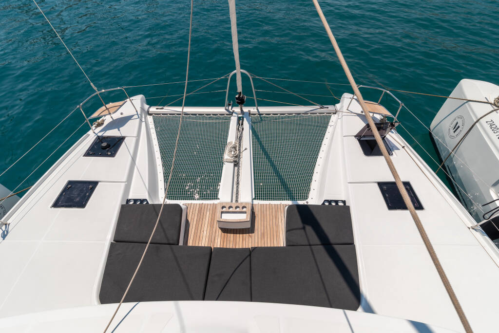 Lagoon 51 Moonshadow