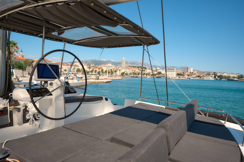 Lagoon 52 F Akana