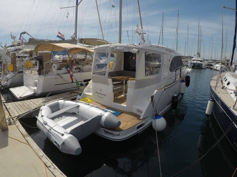 Marex 330 Scandinavia Malinkonija