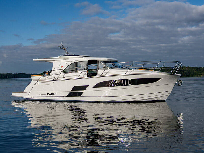 Marex 330 Scandinavia Malinkonija
