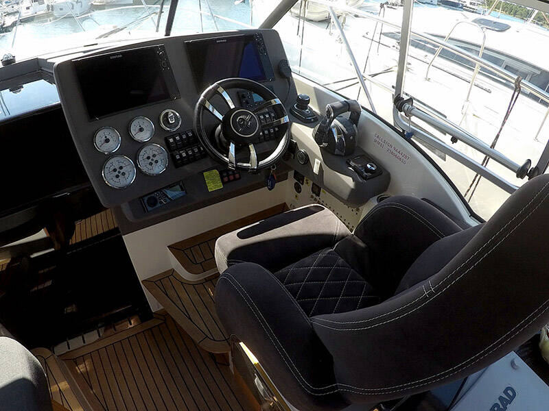 Marex 360 Cabriolet Cruiser 7 Happy Days