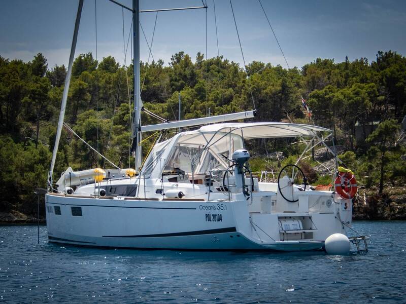 Oceanis 35.1 Maya Bay 2