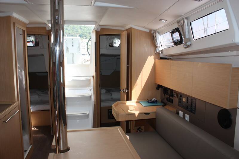 Oceanis 35.1 Maya Bay 2