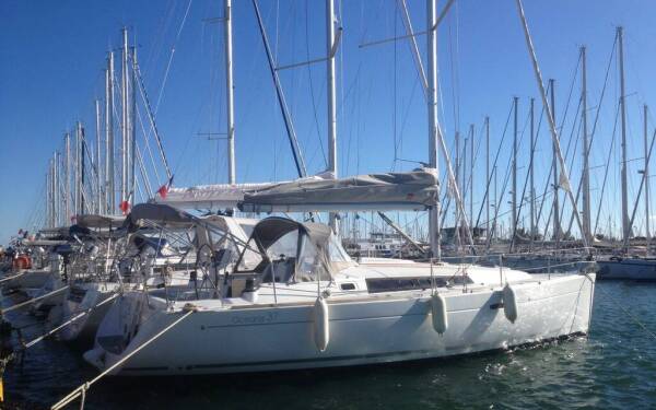 Oceanis 37 Beleza
