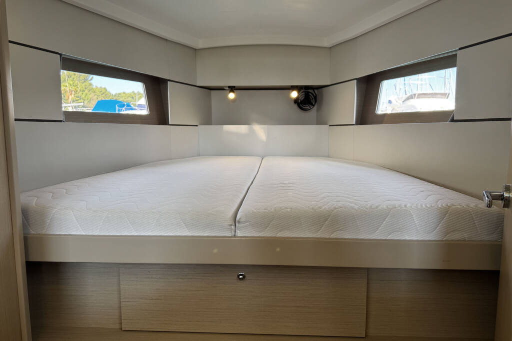 Oceanis 38.1 Tamara