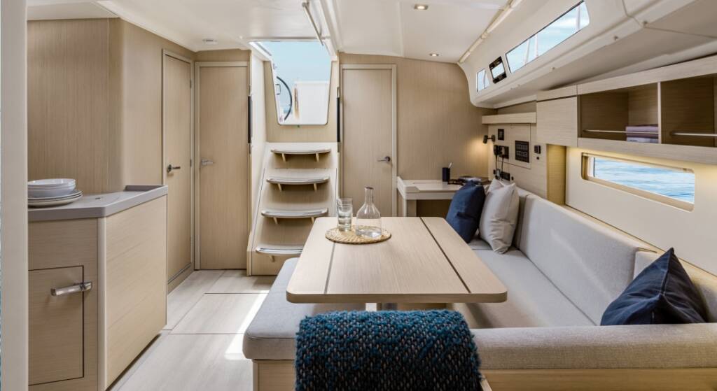 Oceanis 40.1 Aurora Lane
