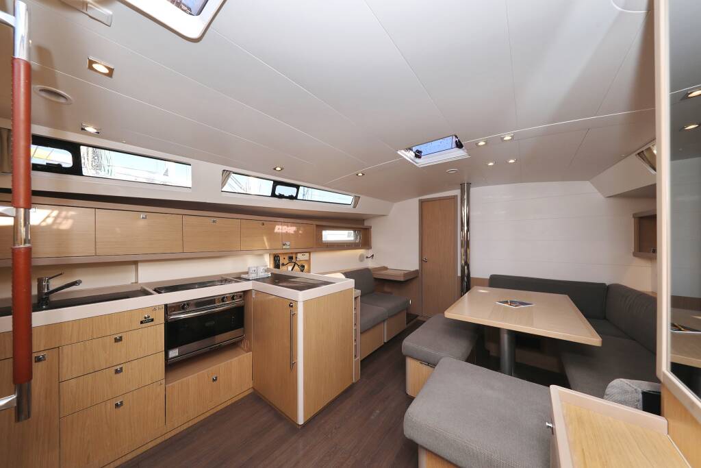 Oceanis 45 Barbarella