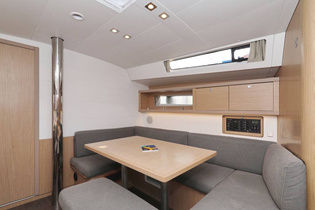 Oceanis 45 Barbarella