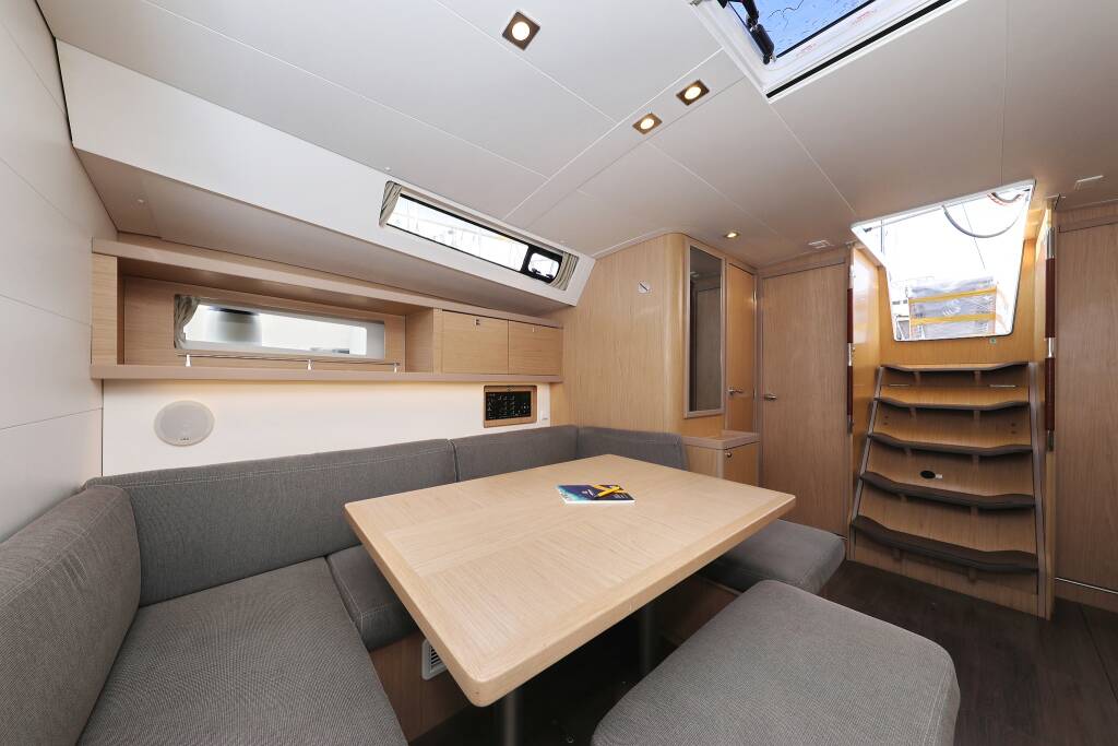 Oceanis 45 Barbarella