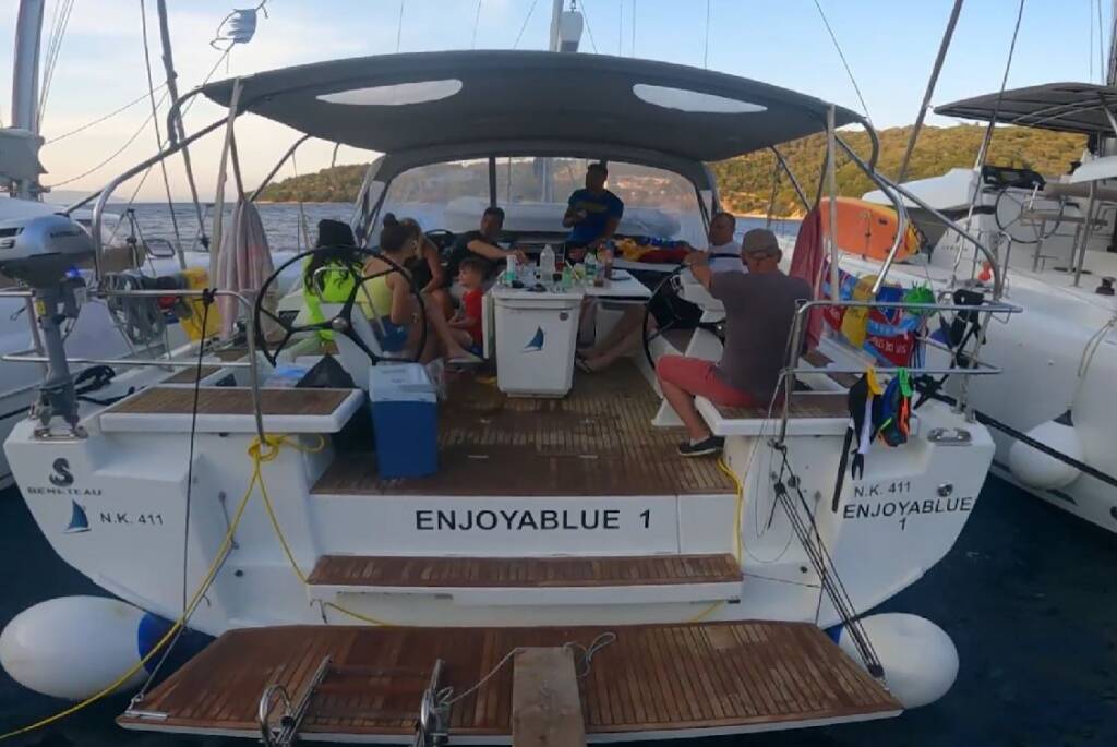 Oceanis 46.1 Enjoyablue