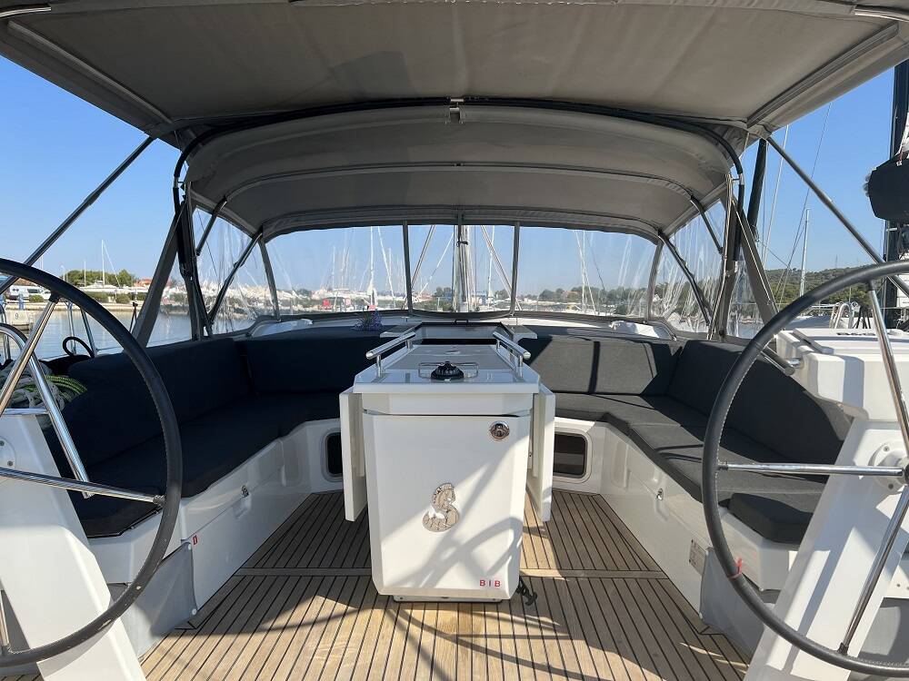 Oceanis 51.1 Anna
