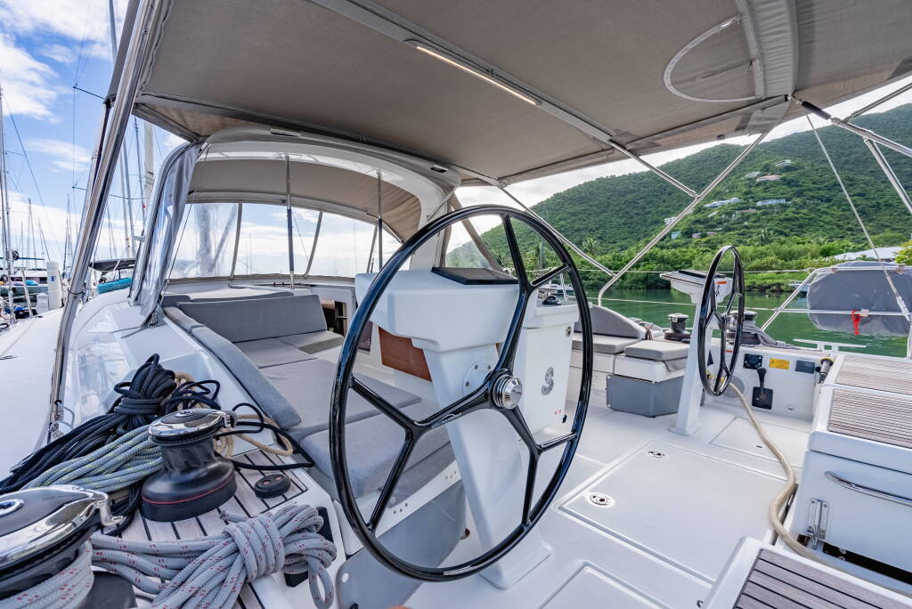 Oceanis 51.1 Sunday Girl