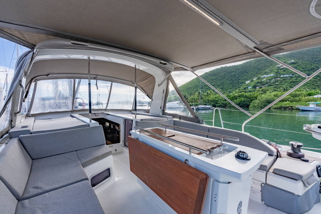 Oceanis 51.1 Sunday Girl