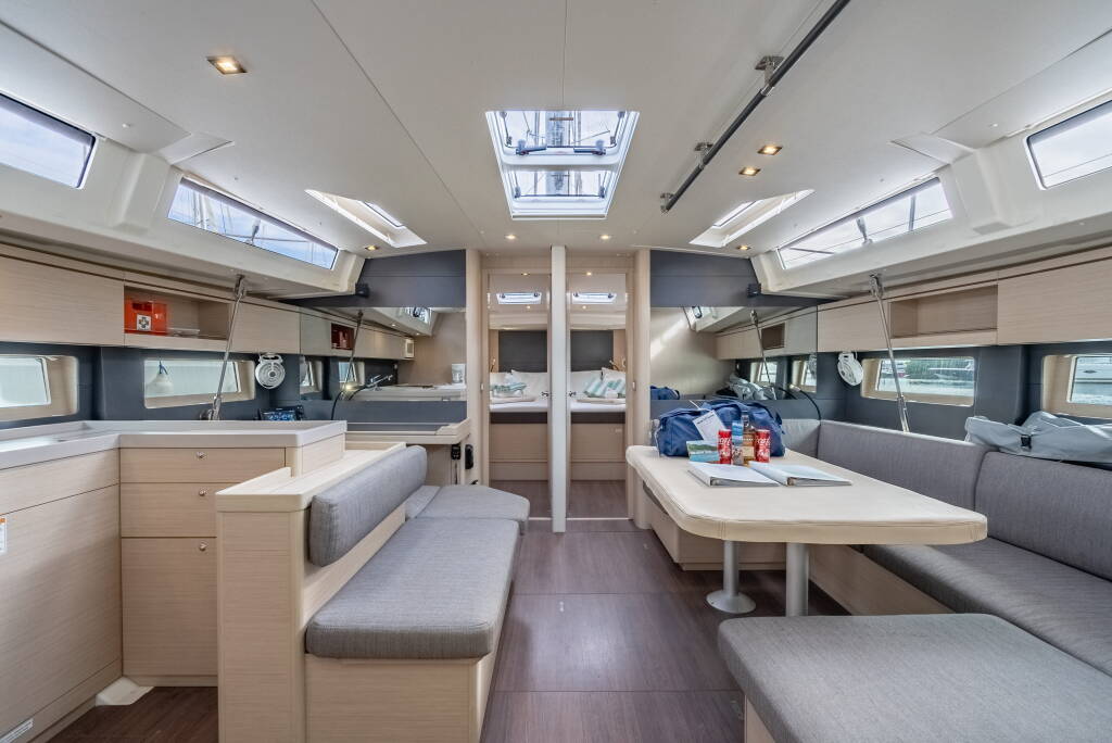 Oceanis 51.1 Sunday Girl