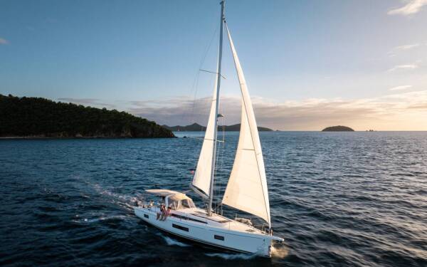 Oceanis 51.1 Sunday Girl