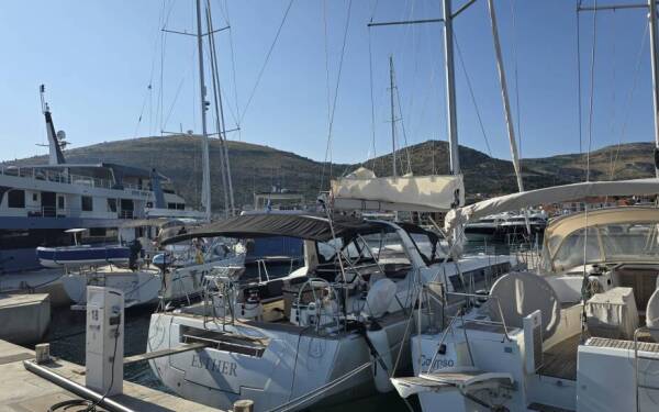 Oceanis 55 Esther