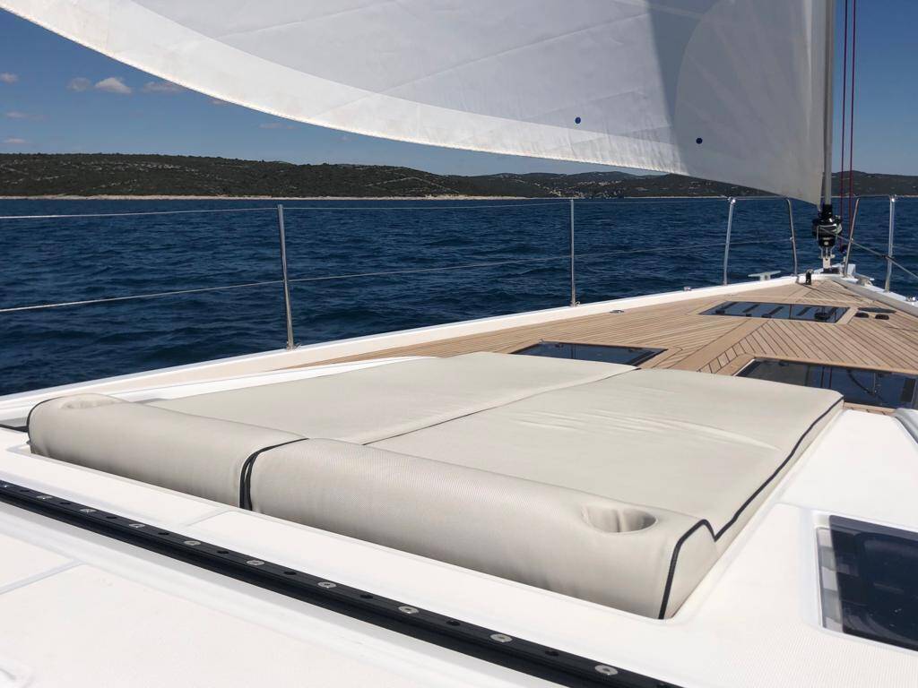 Oceanis Yacht 54 White Bird 