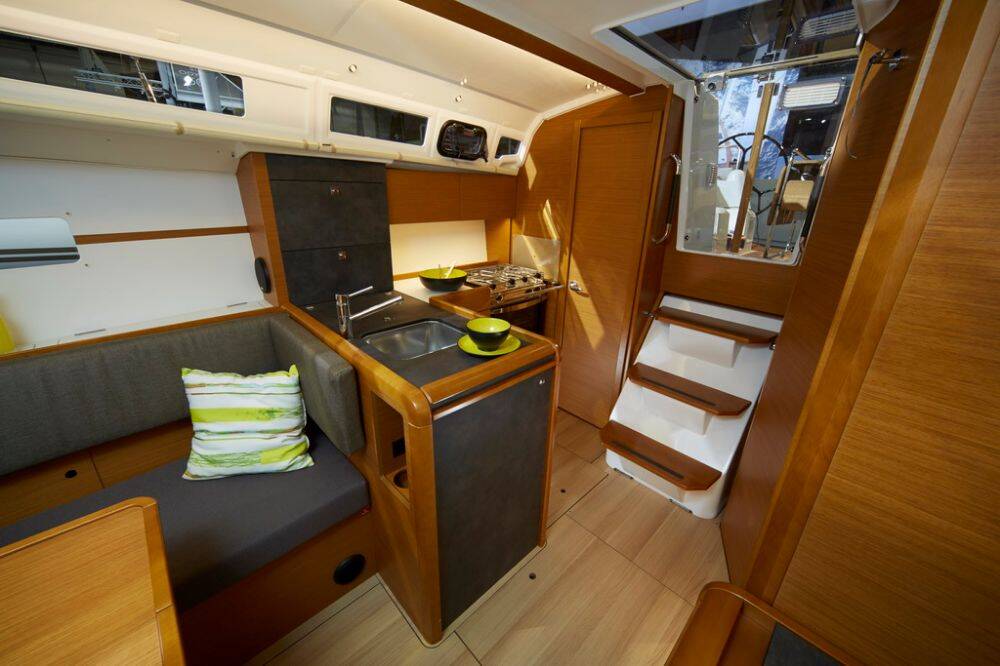 Sun Odyssey 349 Mia