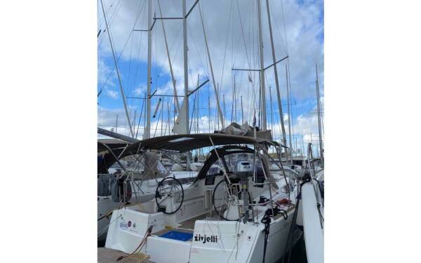 Sun Odyssey 389 živjelli