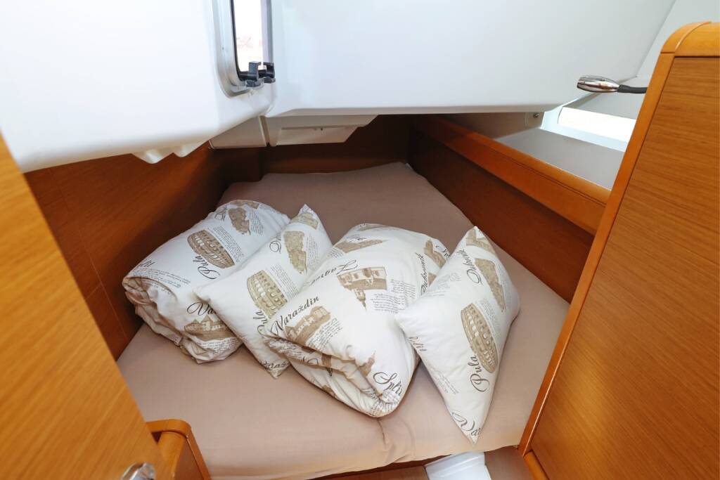 Sun Odyssey 389 Eol