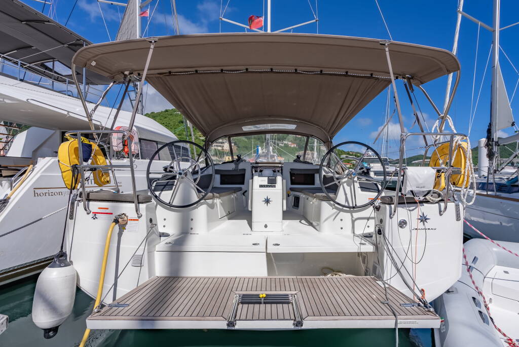 Sun Odyssey 410 Easy Skanking