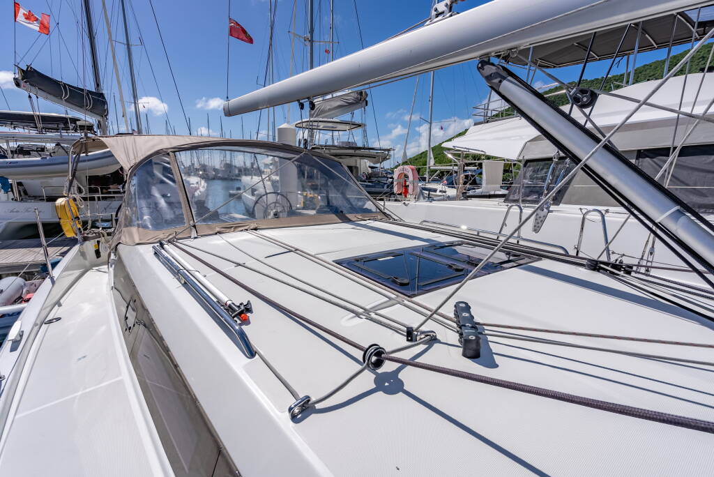 Sun Odyssey 410 Easy Skanking