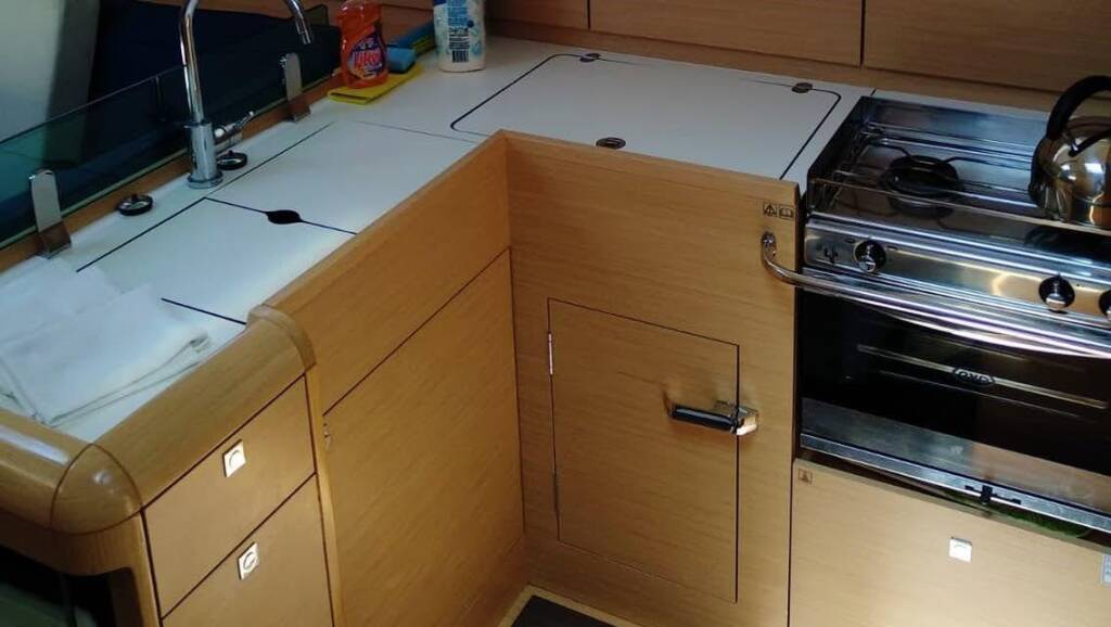 Sun Odyssey 419 Tumbleweed