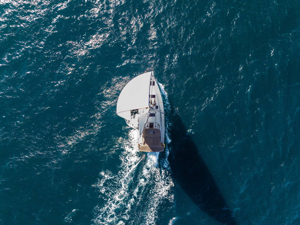 Sun Odyssey 440 Air Guitar