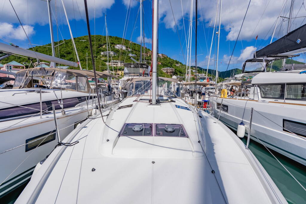 Sun Odyssey 440 Air Guitar