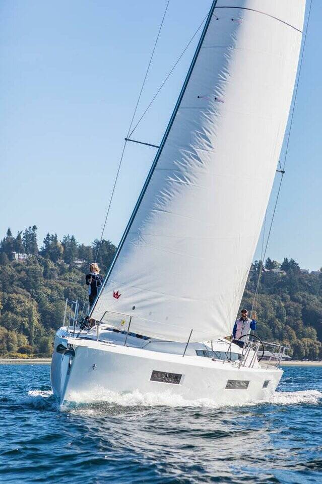 Sun Odyssey 440 Gojiberry