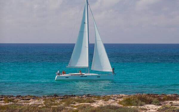 Sun Odyssey 479 Phat Dolphin