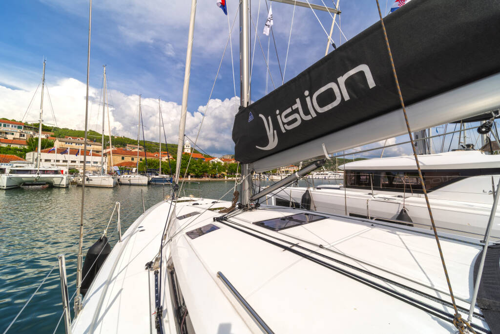 Sun Odyssey 490 First Ride