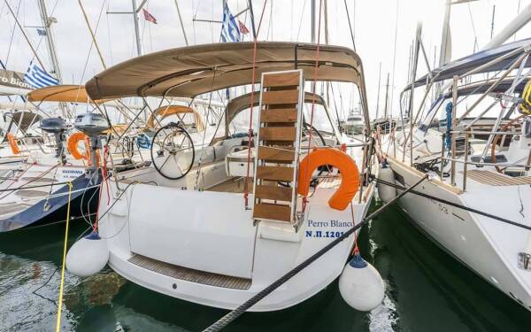 Sun Odyssey 519 Perro Blanco