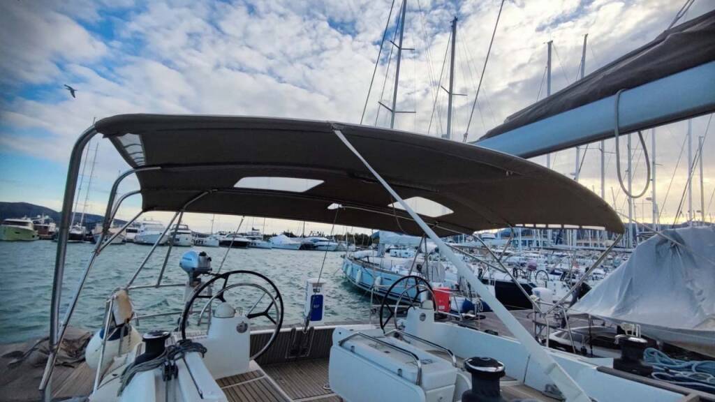 Sun Odyssey 519 Alf