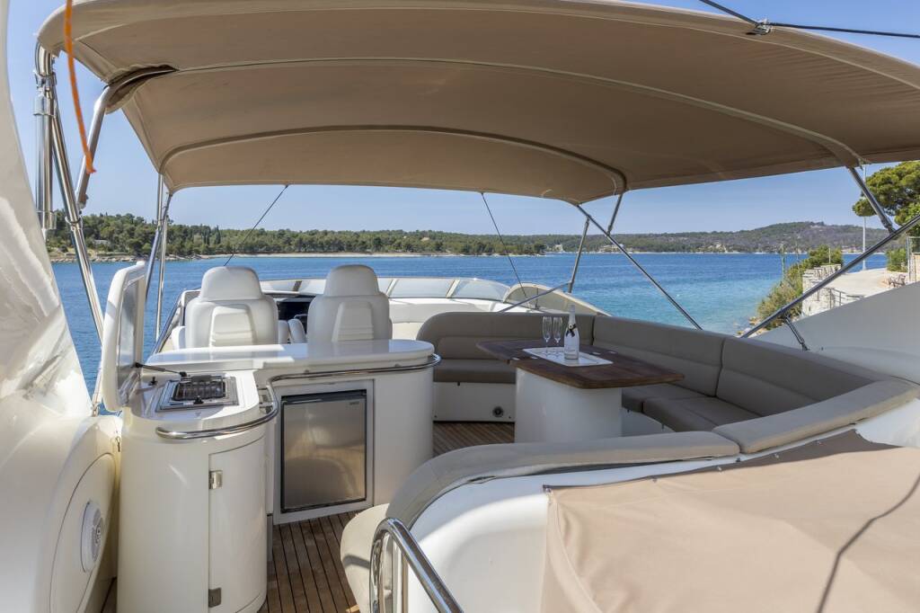 Sunseeker Manhattan 84 Skywater