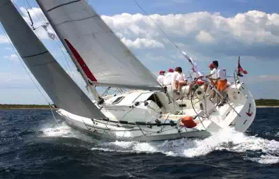 Bavaria 42 Match