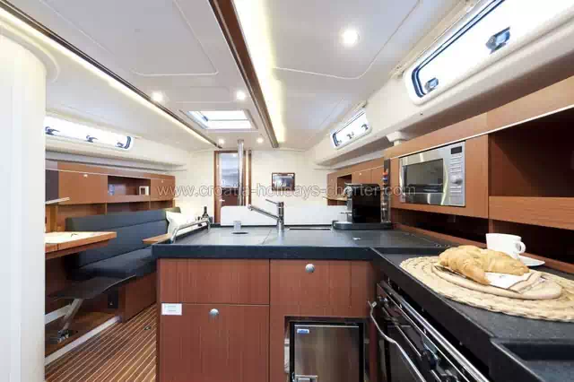 Hanse 385 Galley And Saloon